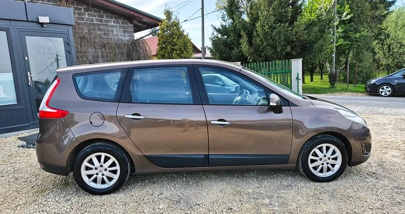Renault Grand Scenic cena 17600 przebieg: 240000, rok produkcji 2009 z Przysucha małe 704